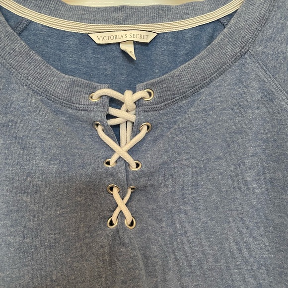 Victoria’s Secret long sleeve sweatshirt size Large in Heather dusty blue - Picture 4 of 9